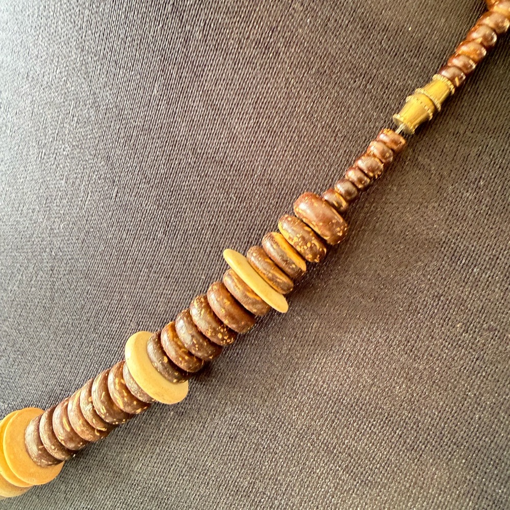 Wooden Bohemian Chuncky Beaded Statement Necklace Vintage - Picture 3 of 6